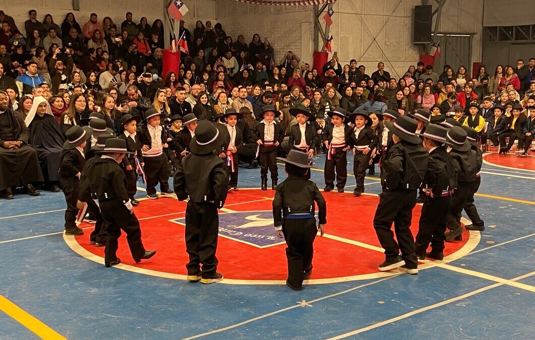 Acto de Fiestas Patrias Sección Pre-Básica